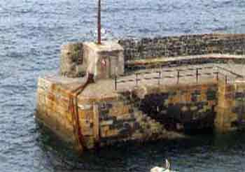 Mullion cove entry/exit