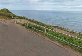 Overstrand site entry/exit