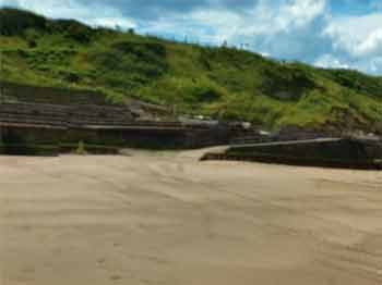 Overstrand entry/exit