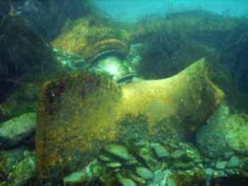 Wreckage of the SS Linkmore Scarfskerry haven1